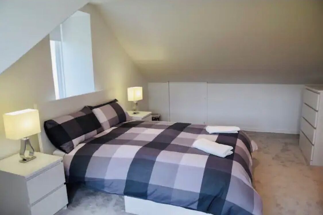 5 Schlafzimmer, Bügeleisen/Bügelbrett, kostenloses WLAN, Bettwäsche