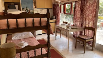 1 chambre, Wi-Fi gratuit, draps fournis