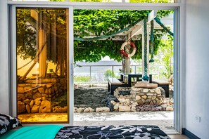 1 bedroom, in-room safe, iron/ironing board, free WiFi - One of the best locations on the island!! (Carriacou and Petite Martinique)