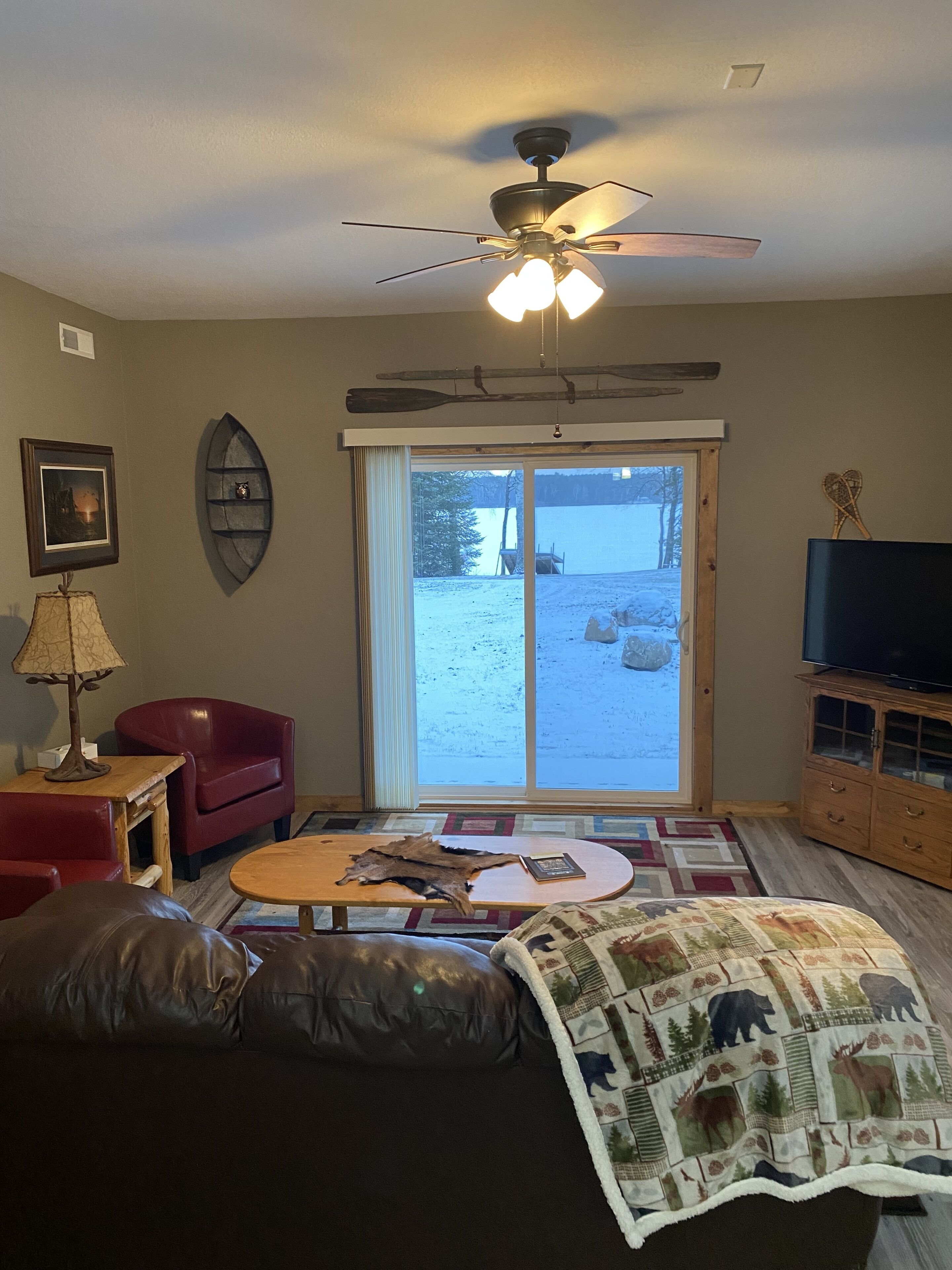 private setting and right on the lake!