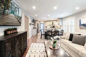 スマートテレビ、暖炉