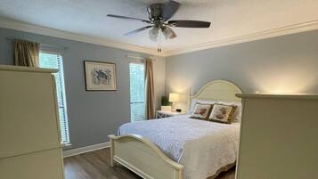 1 chambre, fer et planche Ă  repasser, Wi-Fi, draps fournis