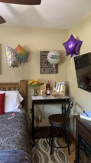 1 bedroom, desk, iron/ironing board, free WiFi