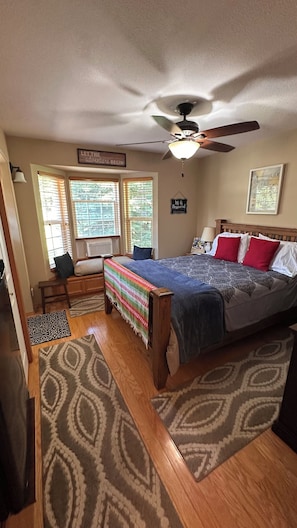 1 habitación, escritorio, tabla de planchar con plancha y wifi gratis