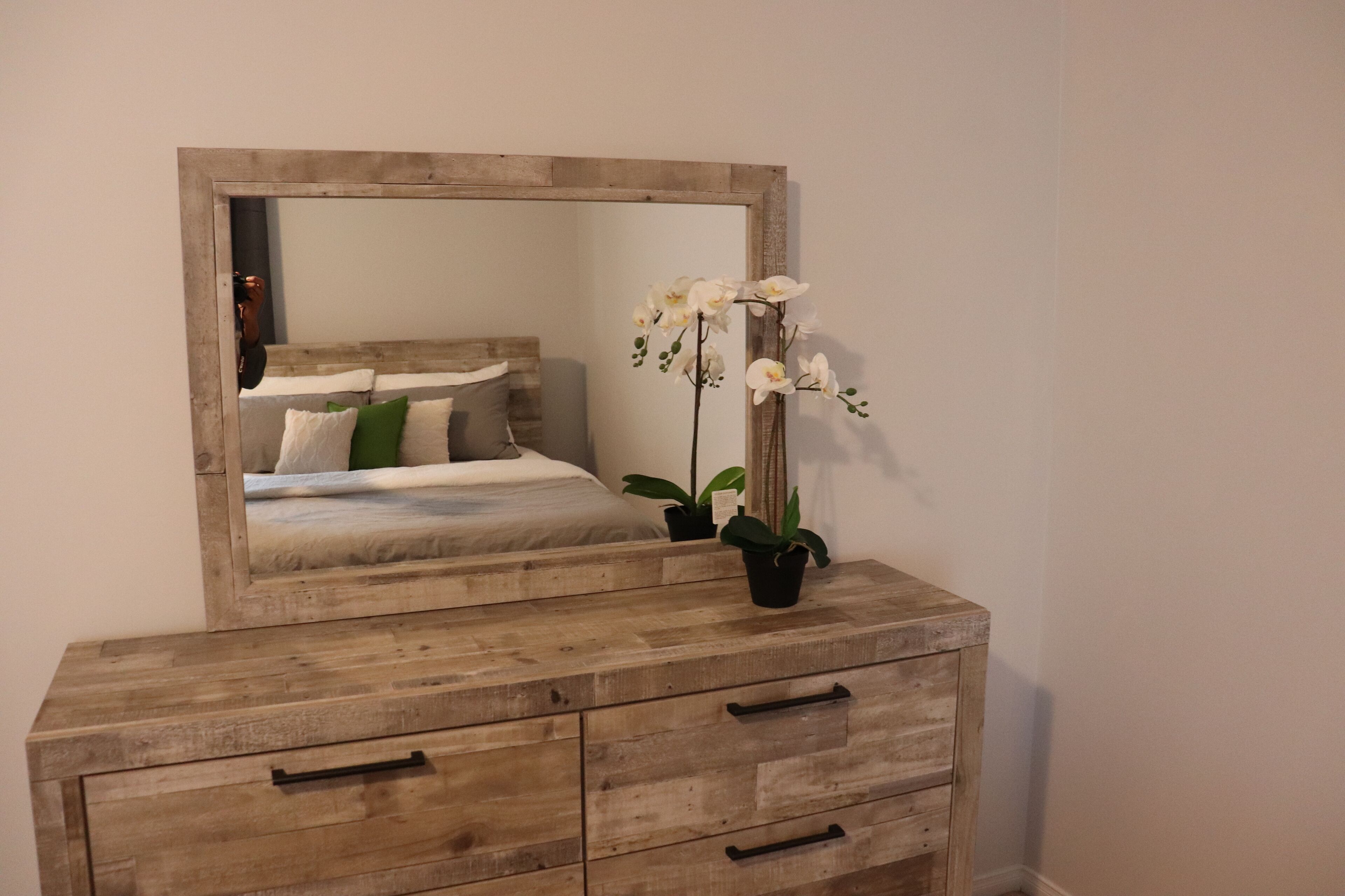 3 soverom, strykejern/-brett, wi-fi (inkludert) og sengetøy