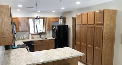 Cozy mountain retreat at 7,200 feet. - Sleeps 9