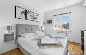 5 Schlafzimmer, Reisekinderbett, kostenloses WLAN, Bettwäsche