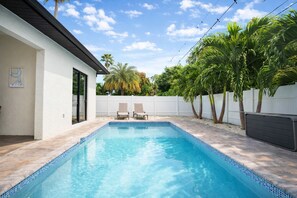 Beheizter Pool