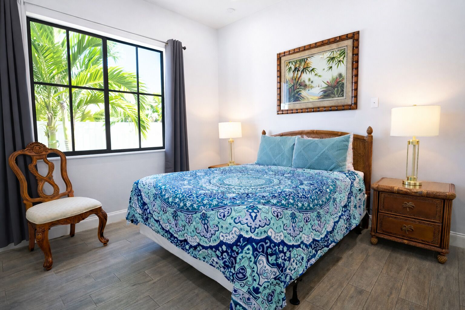 6 chambres, fer et planche à repasser, lit parapluie, Wi-Fi gratuit