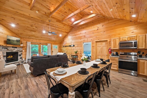 Interior - Cozy 3BDR Cabin Across From Convention Center | Fast WiFi | Hot Tub (Sevierville)