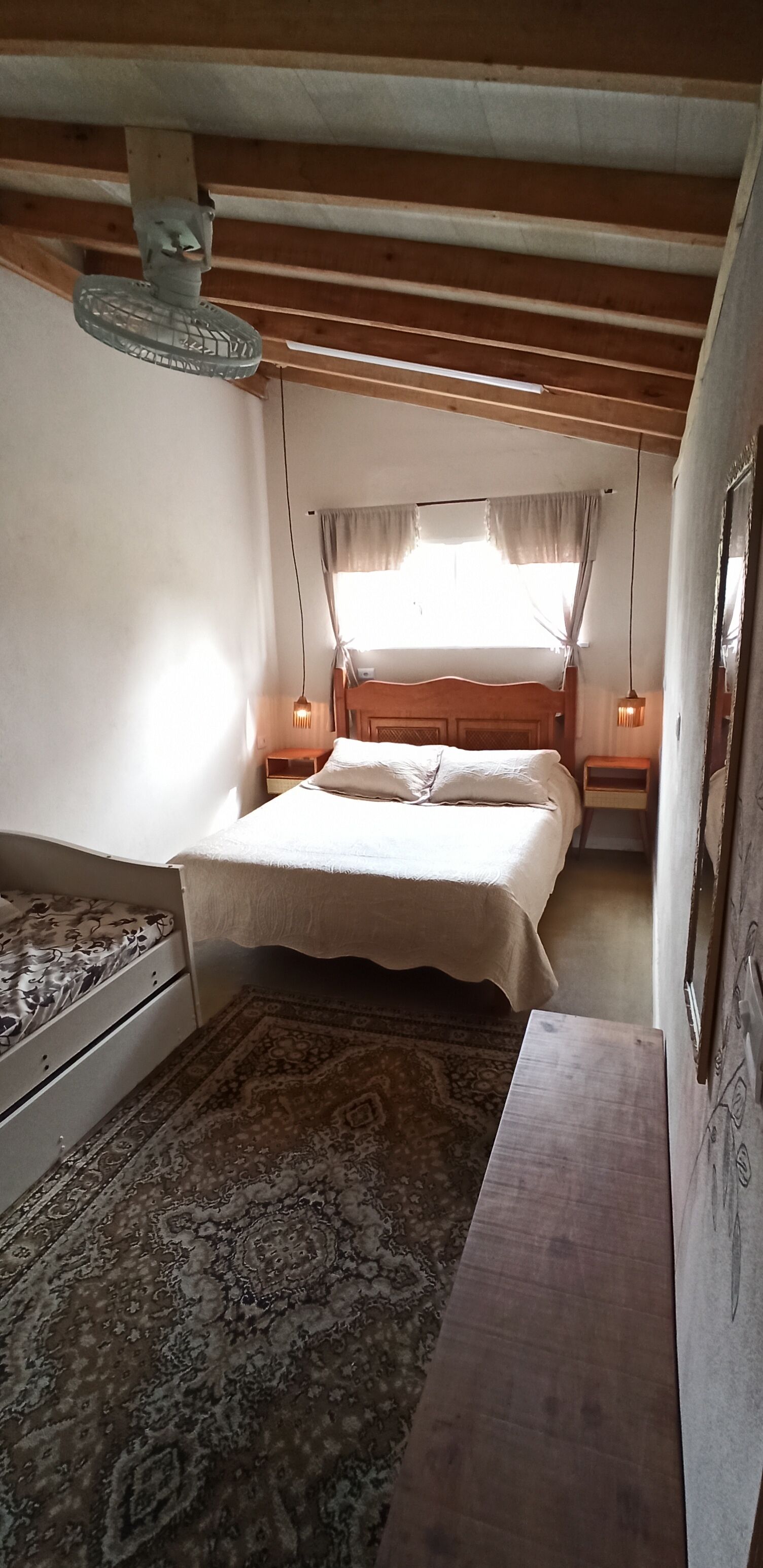 Familienchalet, Mehrere Betten | Individuell dekoriert, individuell eingerichtet, Bügeleisen/Bügelbrett