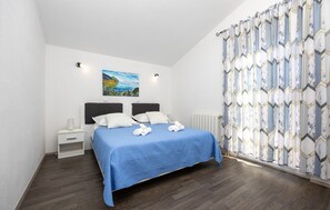 3 bedrooms, free WiFi, bed sheets - Gorgeous apartment in Slime (Slime)