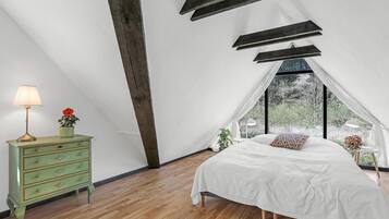 2 bedrooms, free WiFi