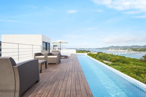 Elite-Villa, Nichtraucher (Construction ongoing nearby, No View) | Pool auf dem Dach | Außenpool