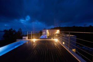 Udendørs pool