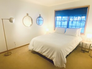 3 bedrooms, free WiFi, bed sheets - Wonderful 3 bdrm 3 bath condo w great views & tons to do! Brand new Central AC! (Egg Harbor)