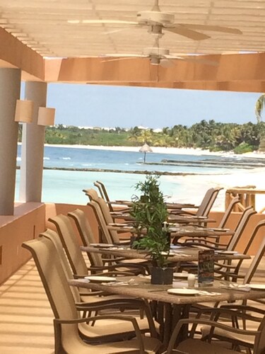 Caribbean Beach Front - Stunning Views - Beautiful Puerto Aventuras - Awesome