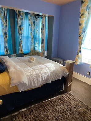 4 bedrooms, WiFi, bed sheets