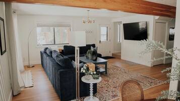 TV connectée, cheminée