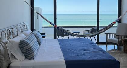 Turena 304, Luxury Beachfront condo w/private pool/hot tub and breathtaking view