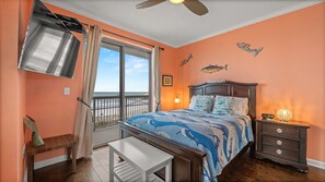 4 soverom, strykejern/-brett, internettilgang og sengetøy