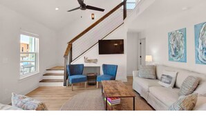 Living area - Spacious 3BR Beach Retreat Sleeps 10 | Family Ready (Port St. Joe)
