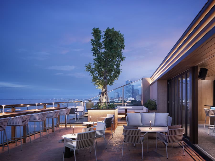 Rooftop bar, al fresco dining, open daily