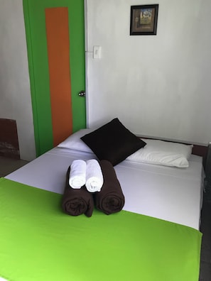 1 habitación, internet, ropa de cama y acceso para silla de ruedas 