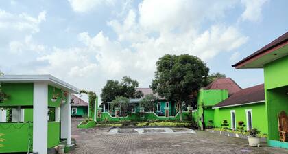 Hotel Bukit Sentabi Penembahen