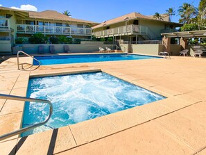 Outdoor pool - Kihei · Pool / Hot Tub / Beach access / AC / Baby friendly (Kihei)