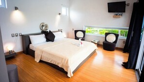 5 bedrooms, WiFi, wheelchair access
