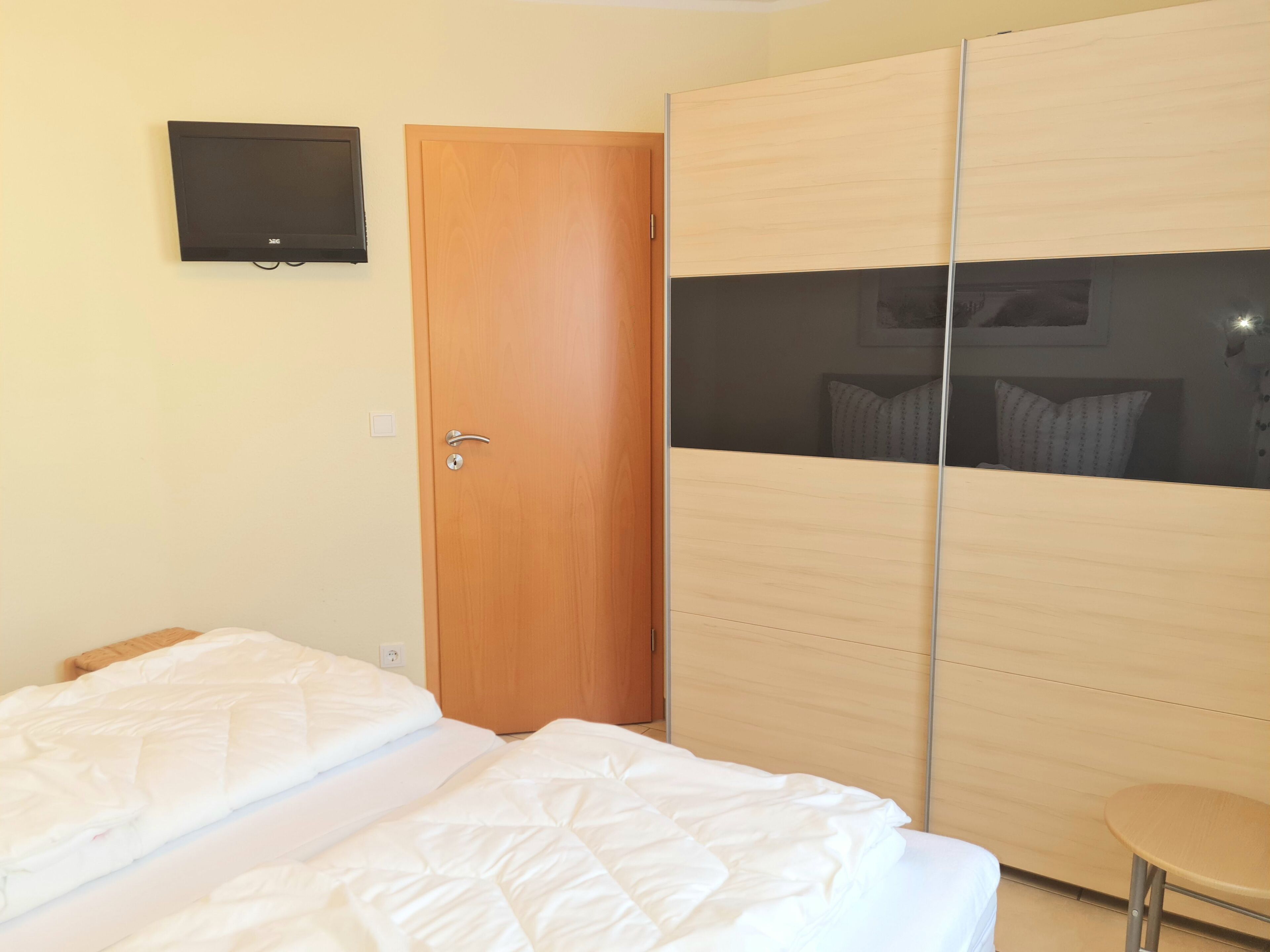 2 Schlafzimmer, Reisekinderbett, WLAN