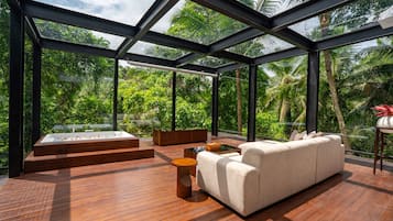 The Invisible Villa - Adults Only | Living area