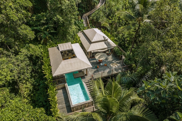 Jungle Infinity Pool Lodge - Adults Only | Seprai premium, bantalan ekstra lembut, minibar, dan brankas