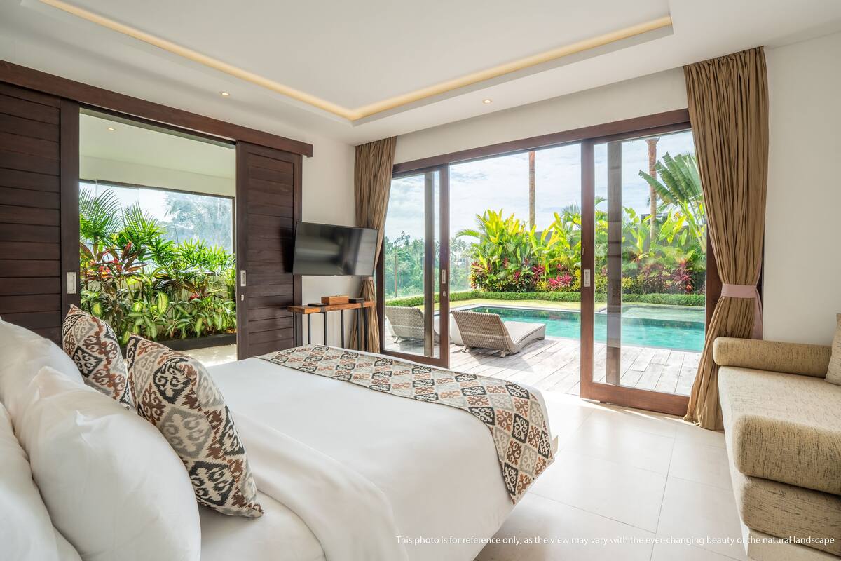 3 Bedroom Luxury Pool Villa Jungle View | Premium bedding, pillow-top beds, minibar, in-room safe