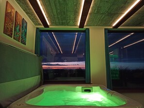 Cottage | Spa