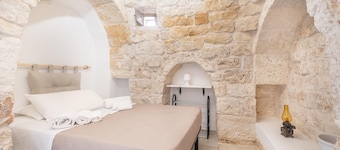 Trullo Aia Antica - Ceglie Messa...