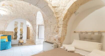 Trullo Aia Antica - Ceglie Messa...