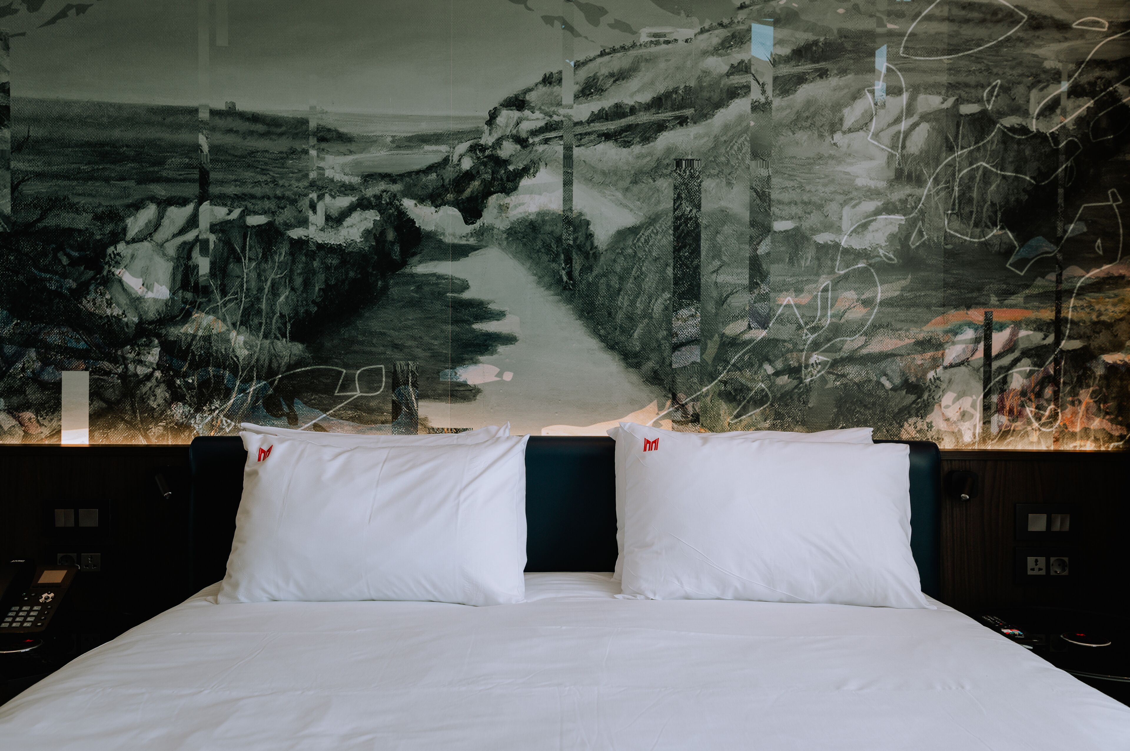 superior double room, 1 queen bed | 1 bedroom, memory-foam beds, minibar, in-room safe