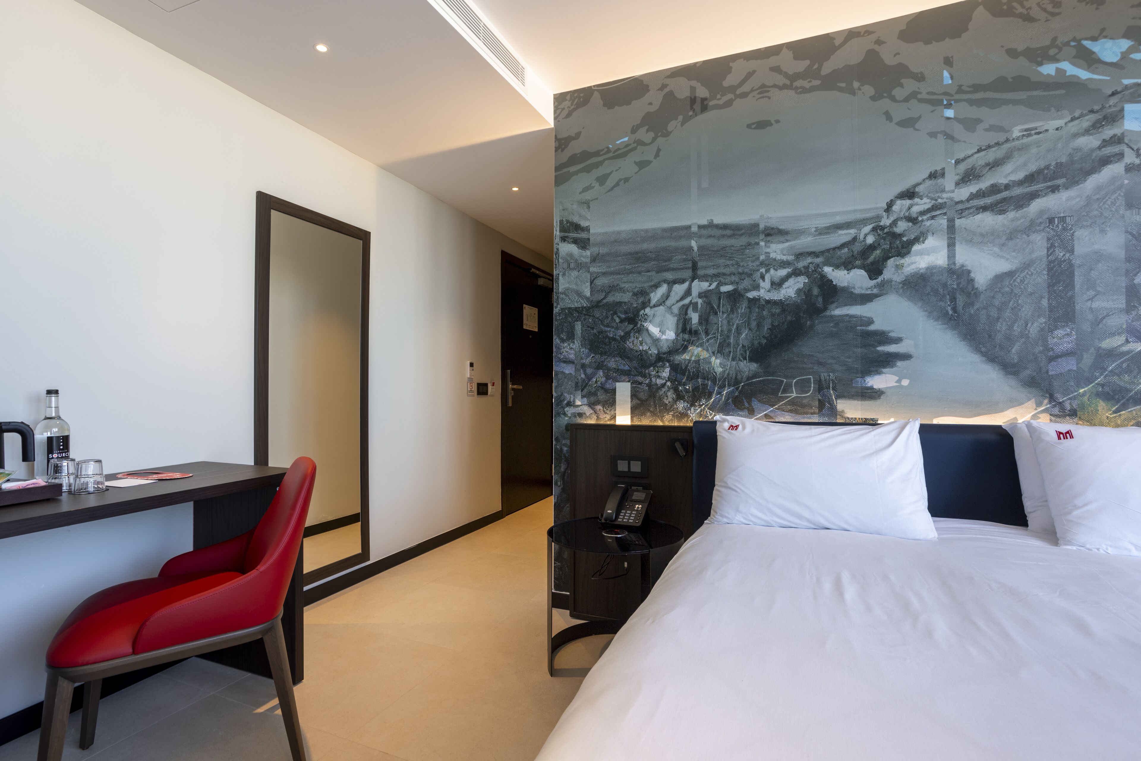 superior double room, 1 queen bed | 1 bedroom, memory-foam beds, minibar, in-room safe