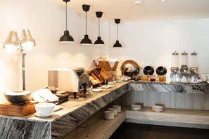 Daily buffet breakfast (THB 300 per person)