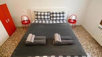 1 Schlafzimmer, Bügeleisen/Bügelbrett, kostenloses WLAN, Bettwäsche