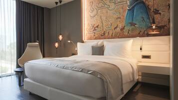 2 bedrooms, Egyptian cotton sheets, premium bedding, down comforters