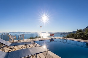 Panorama villa | Uitzicht op strand/zee