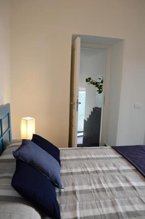 1 bedroom, iron/ironing board, free WiFi