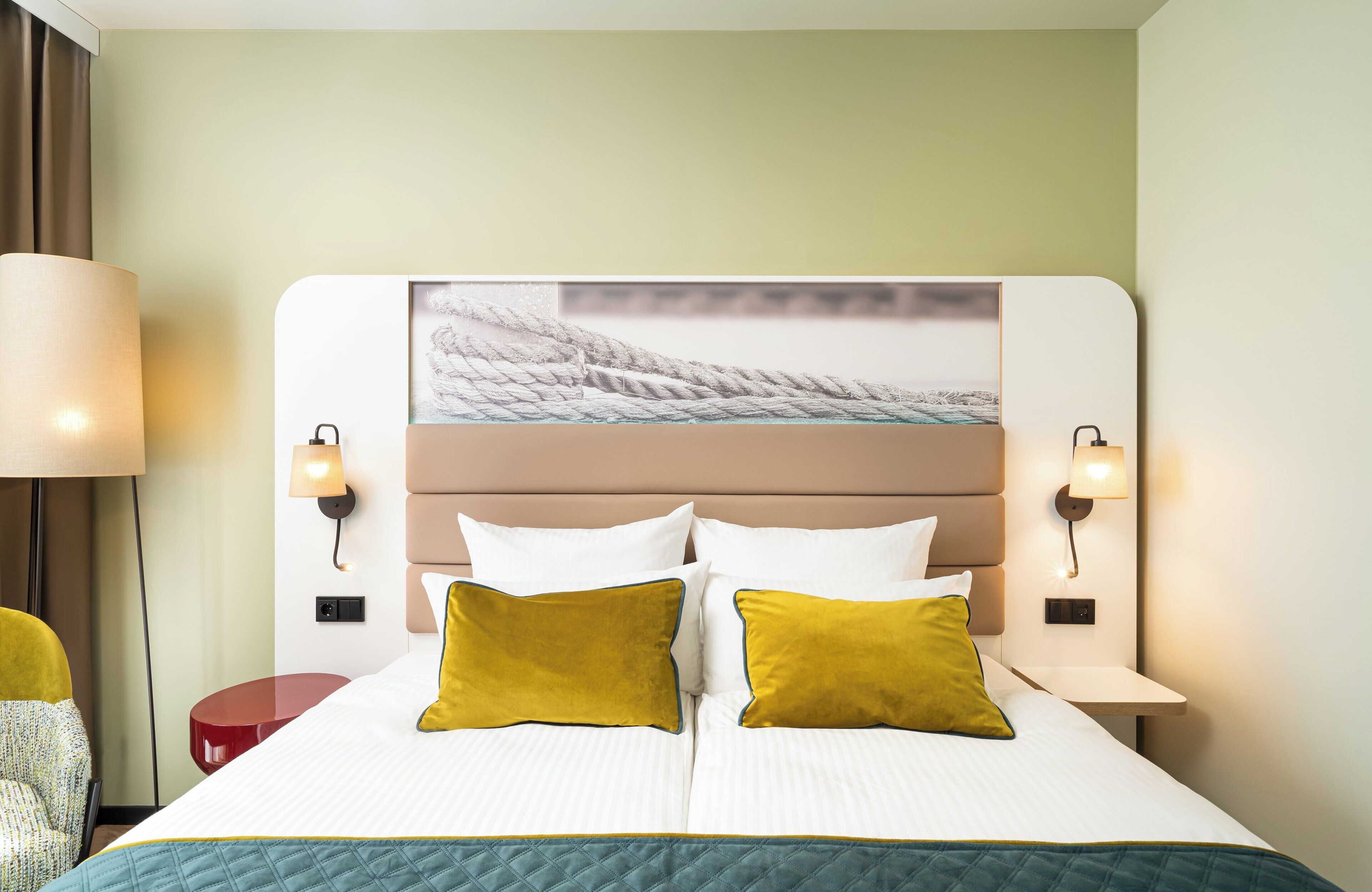 comfort room | in-room safe, desk, soundproofing, free cots/infant beds