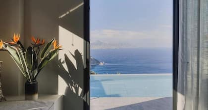 Aposperia Memorable Living