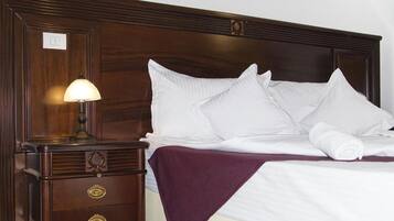 Free WiFi, bed sheets