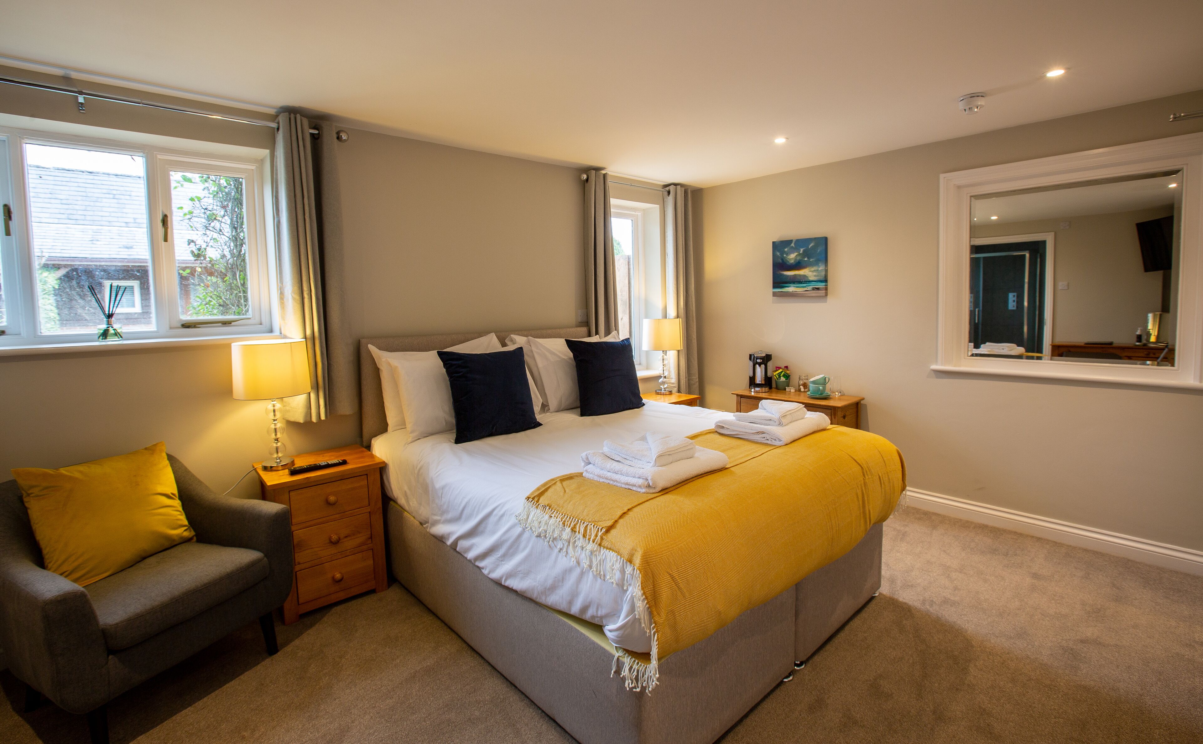 Standard Double or Twin Room | Desk, laptop workspace, soundproofing, travel crib