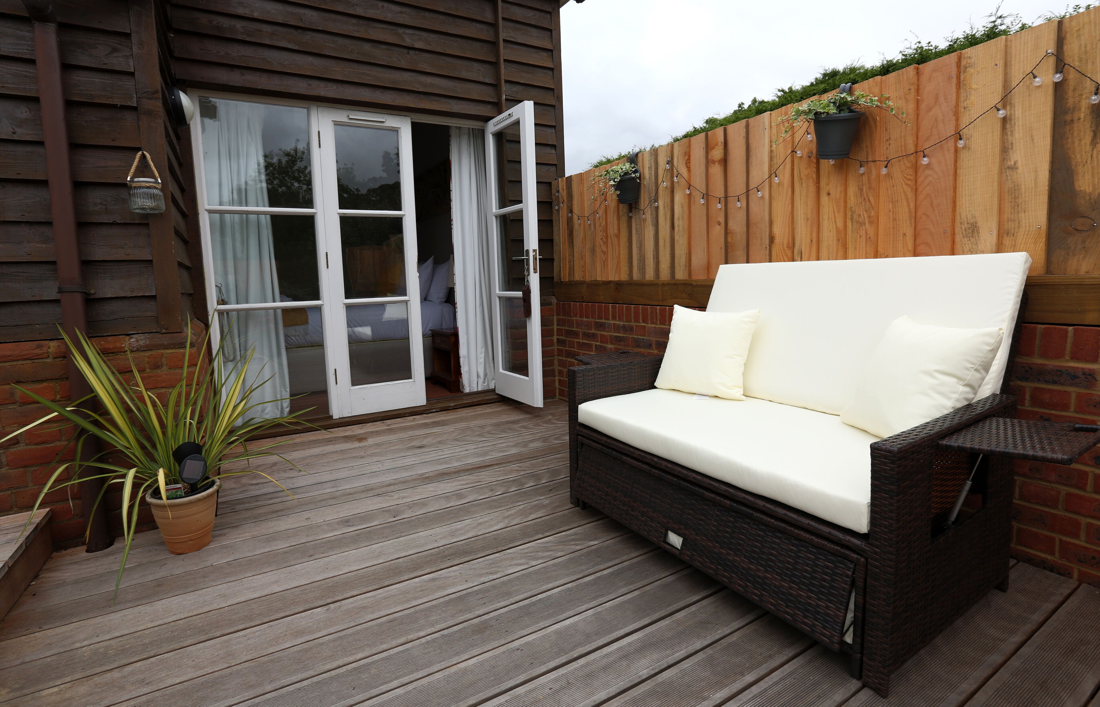 superior double or twin room | desk, laptop workspace, soundproofing, travel cot